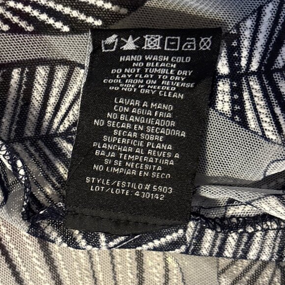 R&M Richards Blue & White Open Front Mesh Cardigan Size 16 - Picture 7 of 7